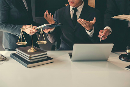 advogado em reunião online